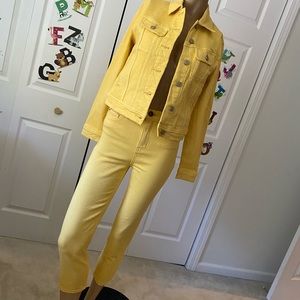 BDG girlfriend jeans 24 new yellow